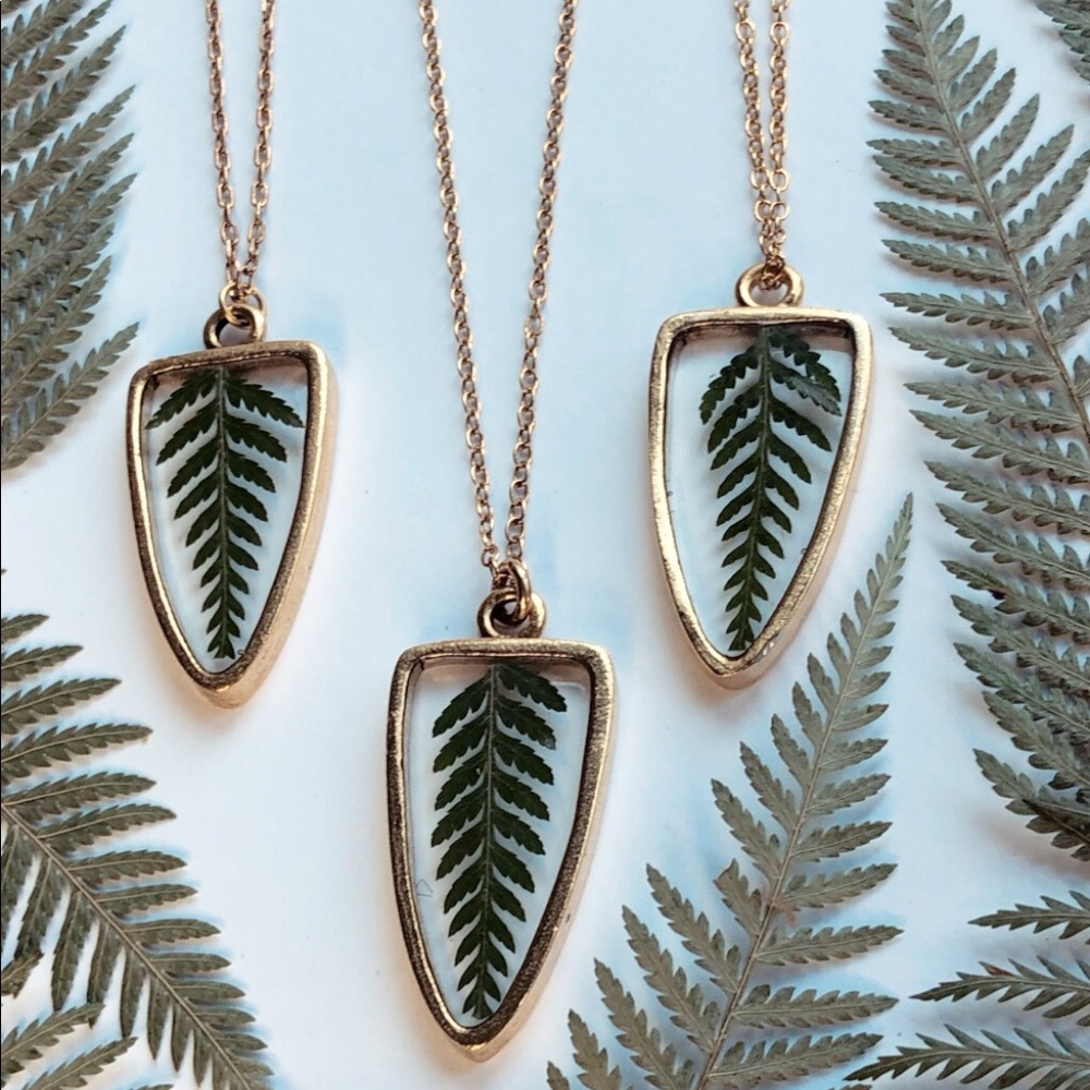 Fern Gold Arrowhead Necklace
